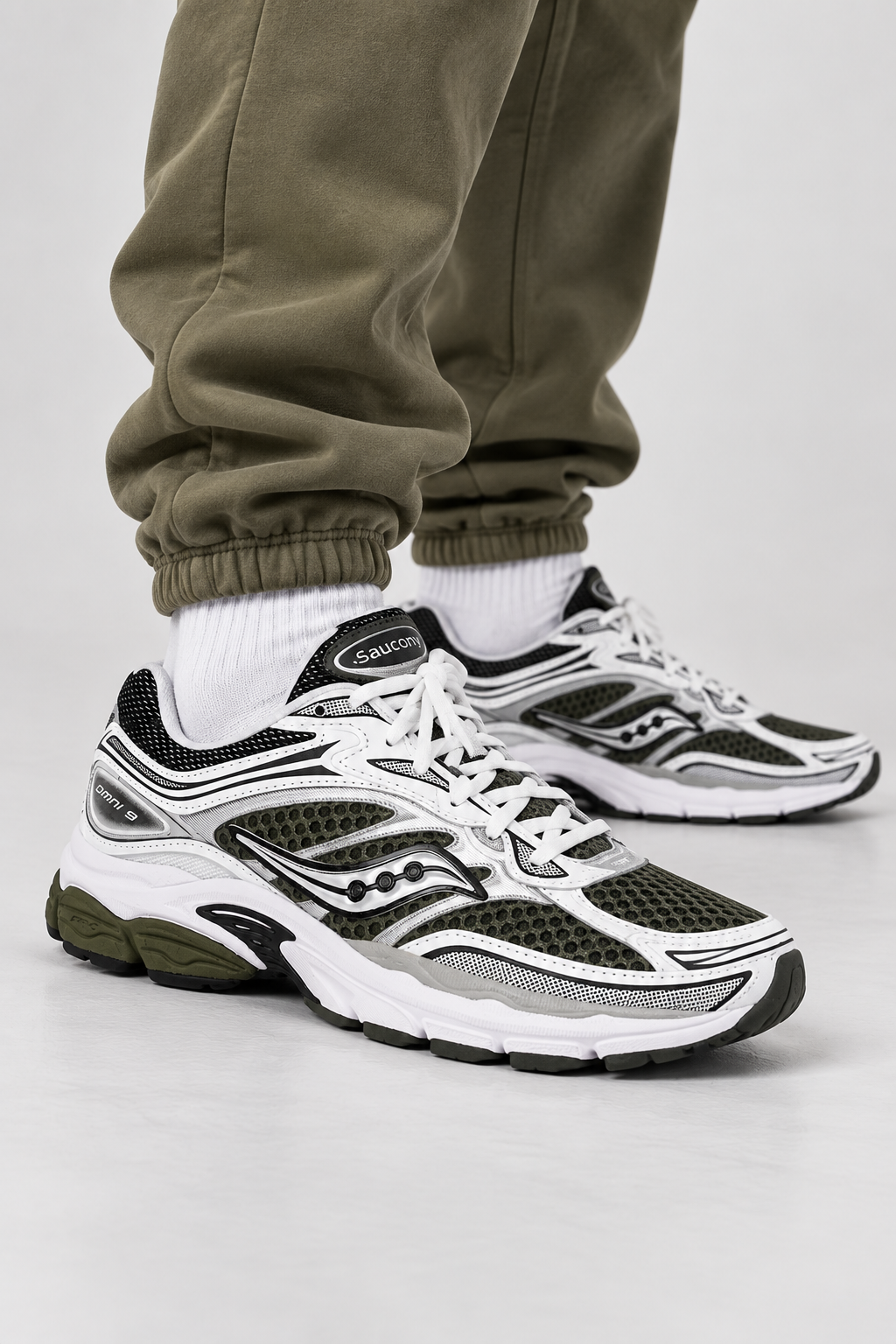 Saucony ProGrid Omni 9 Fatigue Khaki