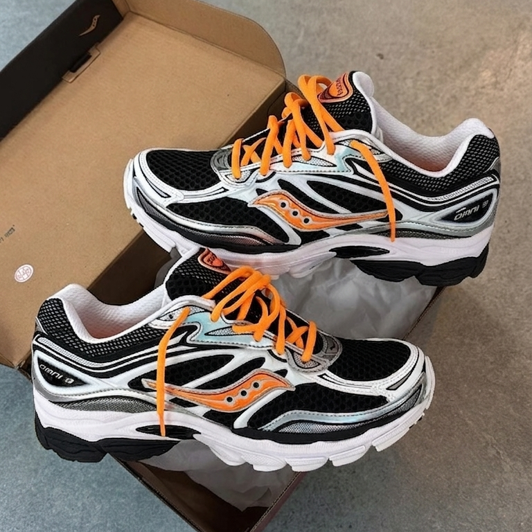 Saucony ProGrid Omni 9 'Black/White/Orange
